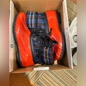 Tommy Hilfiger duck boots size 9